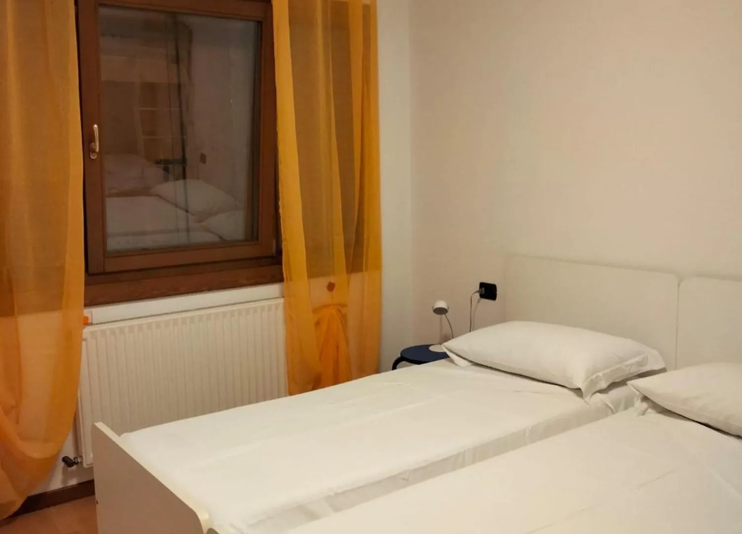 La Casa Sul Lago Apartments - Olive Tree Apartment ليمونِ سول غاردا 0*,  إيطاليا