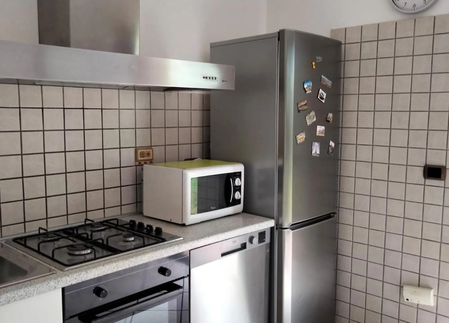 La Casa Sul Lago Apartments - Olive Tree Apartment ليمونِ سول غاردا 0*,