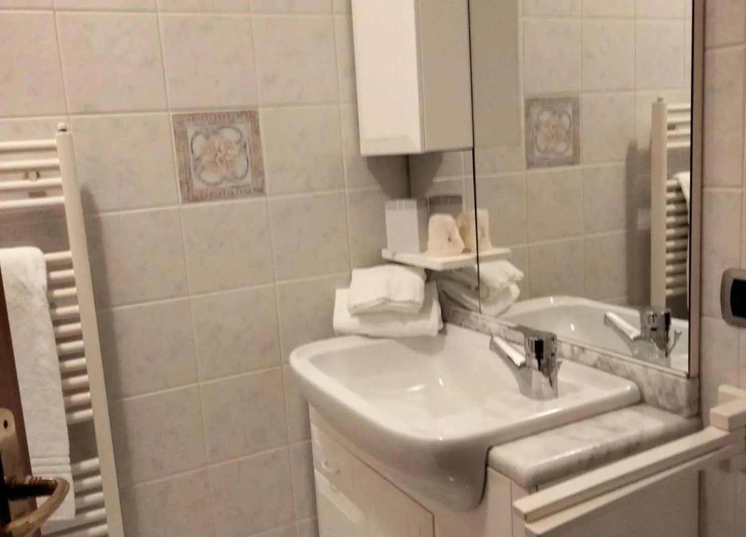 La Casa Sul Lago Apartments - Olive Tree Apartment ليمونِ سول غاردا