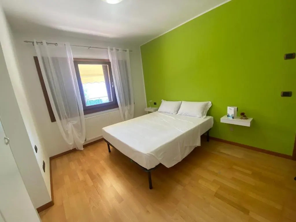 La Casa Sul Lago Apartments - Olive Tree Apartment Limone sul Garda